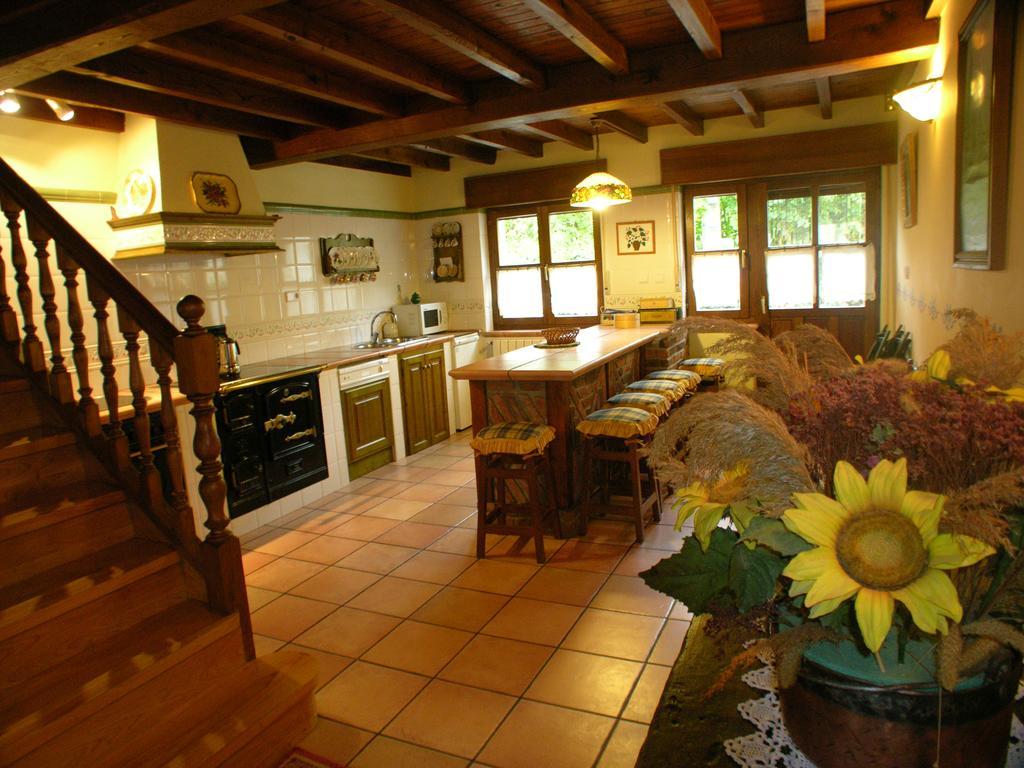 Casa Rural La Regoria Carrena de Cabrales Buitenkant foto